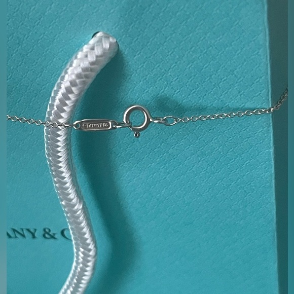 TIFFANY & CO. NOTES 727 FIFTH AVE HEART NECKLACE W/BOX & POUCH⭐️ 925 SS⭐️16” - Picture 6 of 15